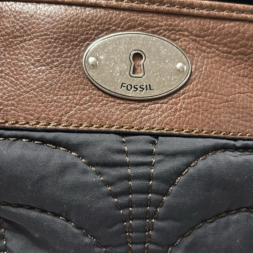 FOSSIL Key-Per Quilted Shoulder Bag - Picture 2 of 9